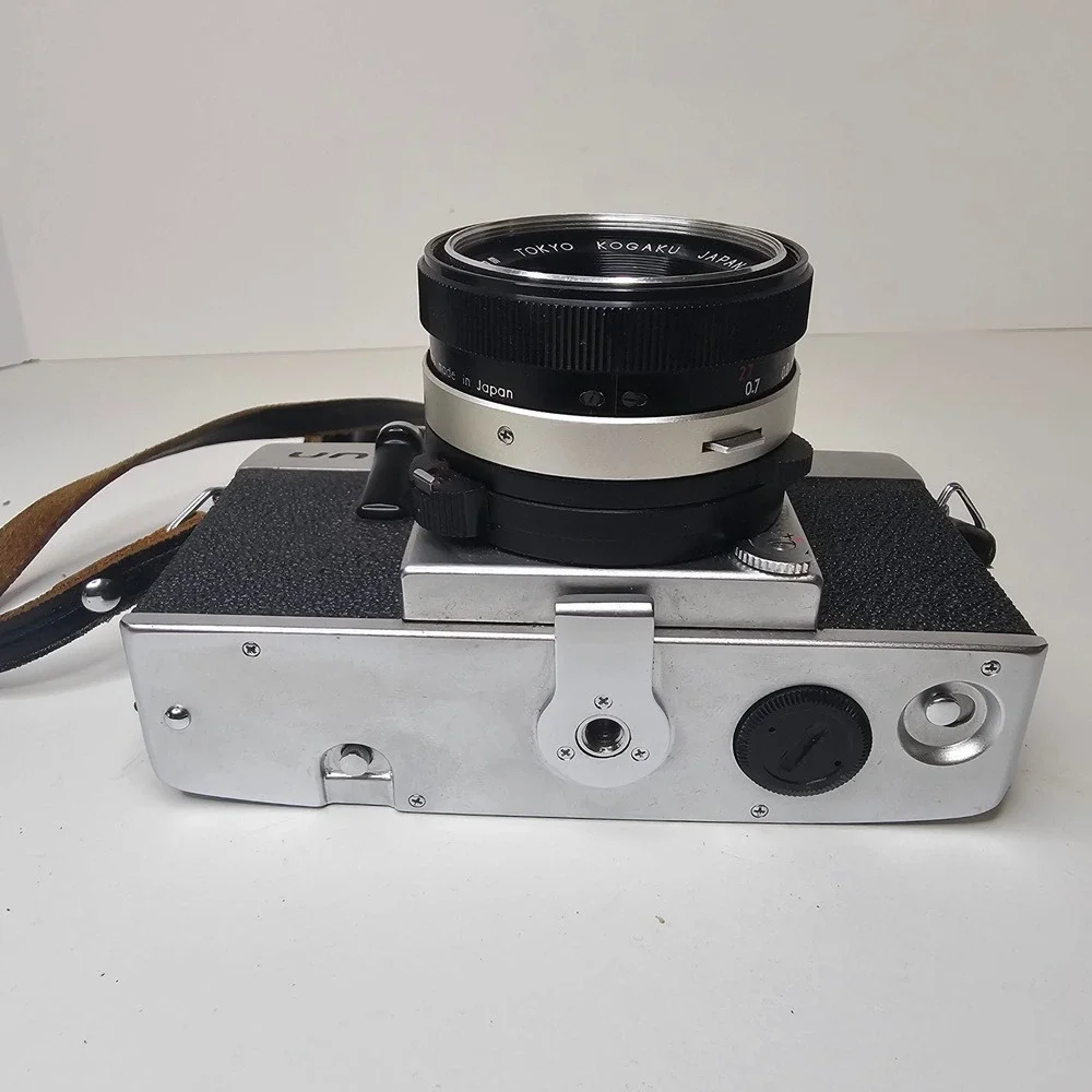 Vintage Topcon Uni 35mm SLR Camera with UV Topcor 53mm f2 Lens and Case Untested